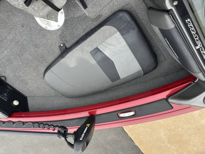 2020 Tracker Targa V19