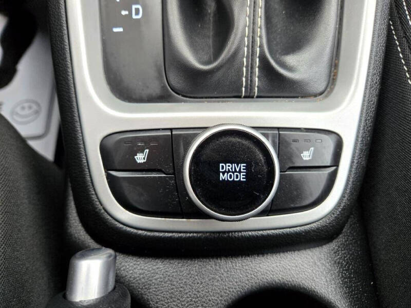 2020 Hyundai Venue SEL