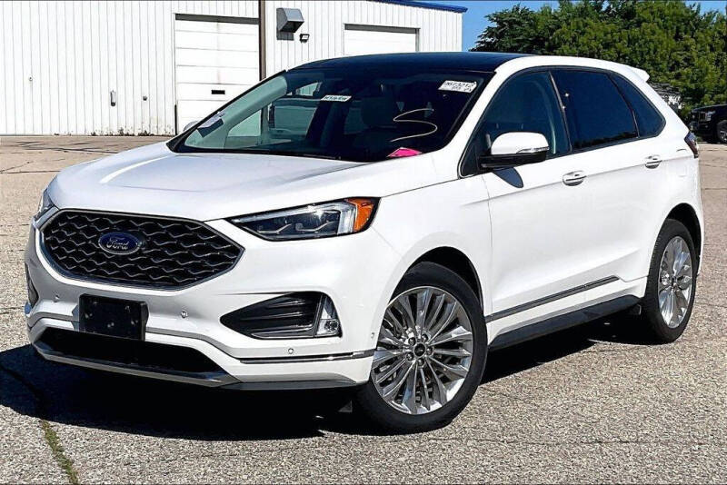 Used 2022 Ford Edge Titanium with VIN 2FMPK4K97NBB11464 for sale in Montevideo, Minnesota