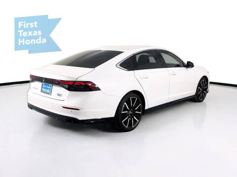 2025 Honda Accord Hybrid Touring