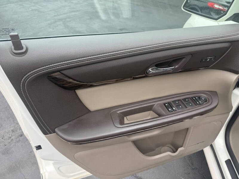 2013 GMC Acadia Denali