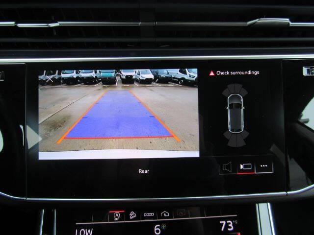 2022 Audi Q8 quattro Premium 55 TFSI