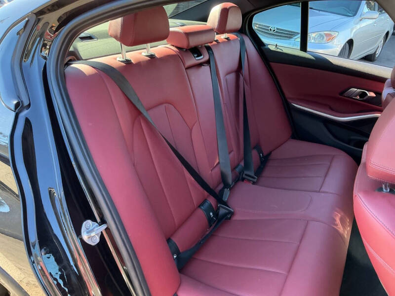 2022 BMW 3 Series 330e