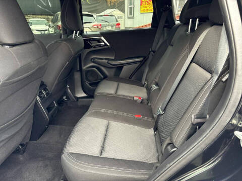 2022 Mitsubishi Outlander ES