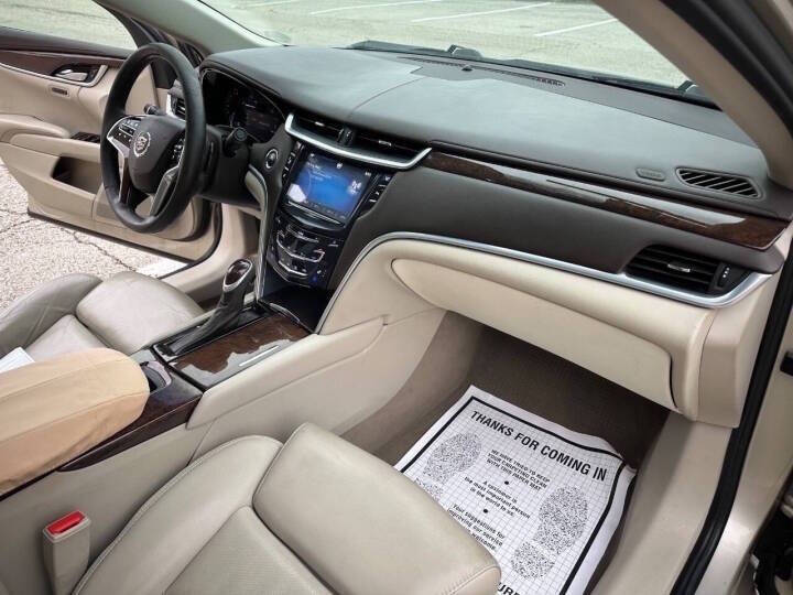 2014 Cadillac XTS Luxury Collection