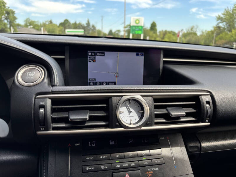 2017 Lexus RC 300