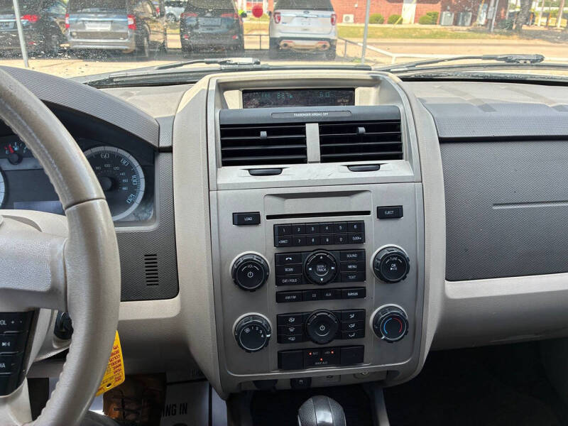 2010 Ford Escape XLT