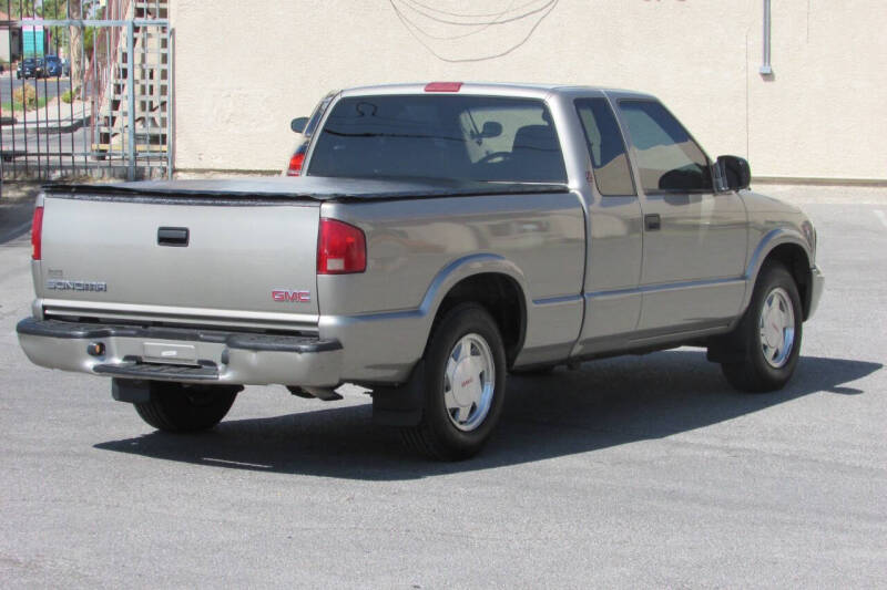 2003 GMC Sonoma SLS