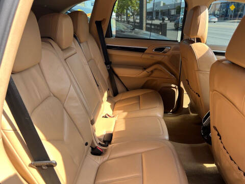 2011 Porsche Cayenne Tiptronic