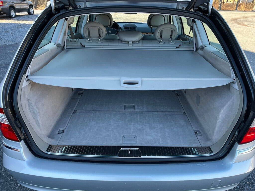 2006 Mercedes-Benz E-Class 41