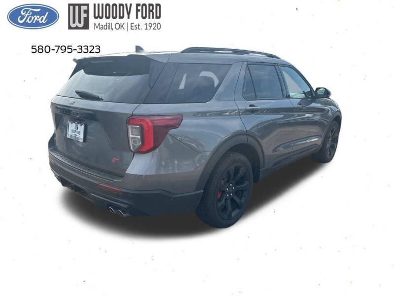 2022 Ford Explorer ST