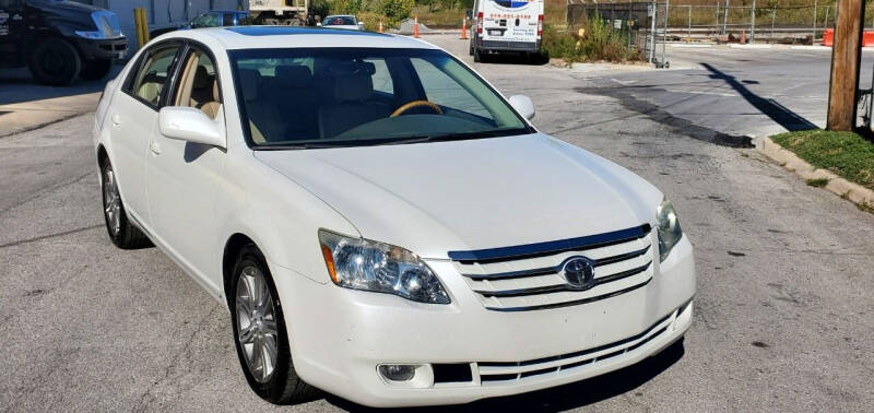 2006 Toyota Avalon for sale at Ideal Auto in Kansas City KS