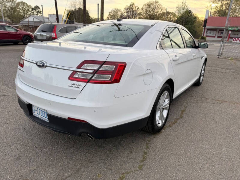 2013 Ford Taurus SEL