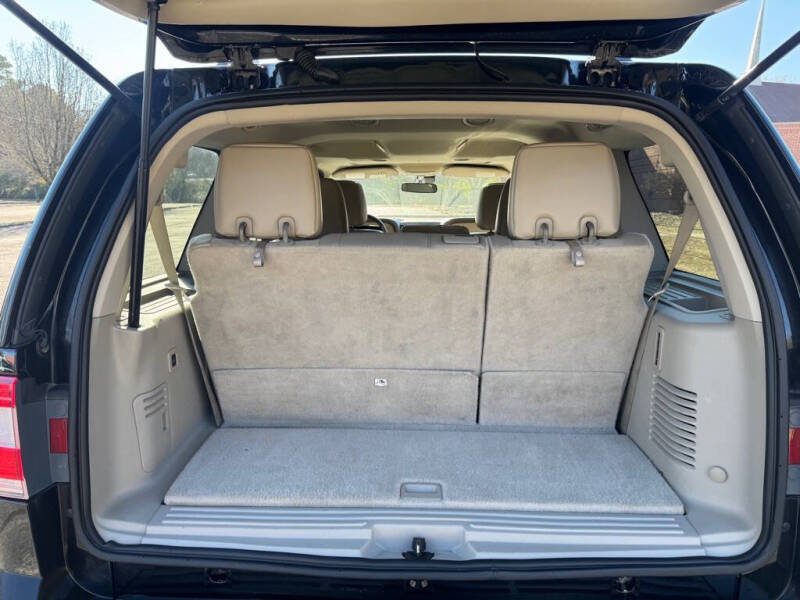 2016 Lincoln Navigator Select