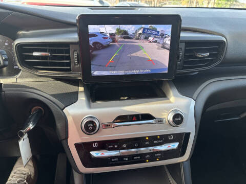 2021 Ford Explorer