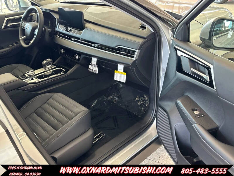 2025 Mitsubishi Outlander SE