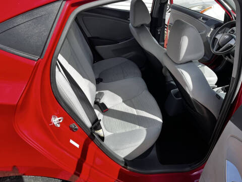 2016 Hyundai Accent SE