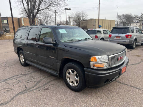 2005 GMC Yukon XL Denali
