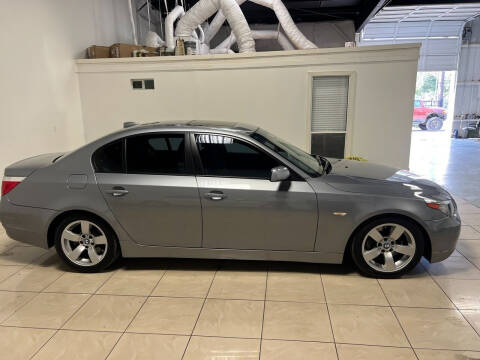 2004 BMW 5 Series 525i