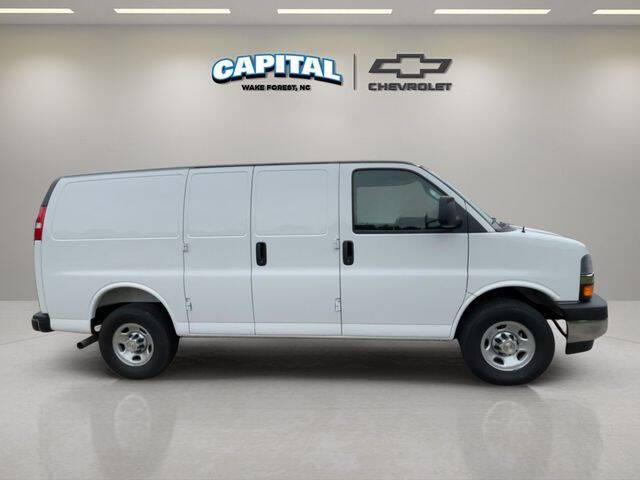 2025 Chevrolet Express 2500