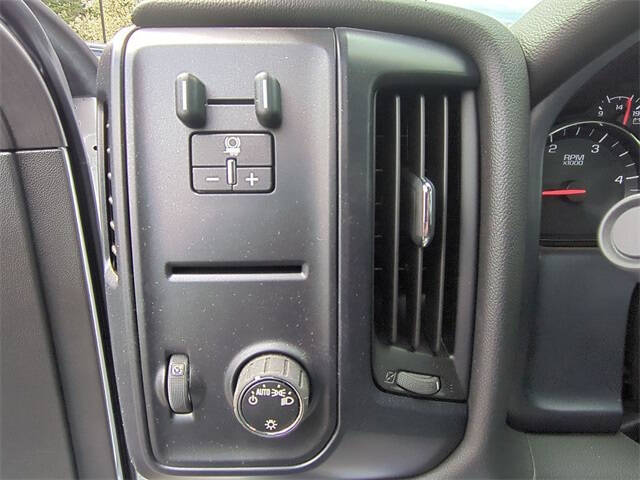 2024 Chevrolet Silverado 5500HD