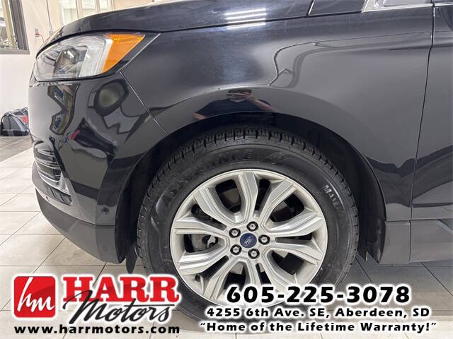 2020 Ford Edge Titanium