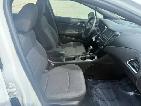 2017 Chevrolet Cruze LT Auto