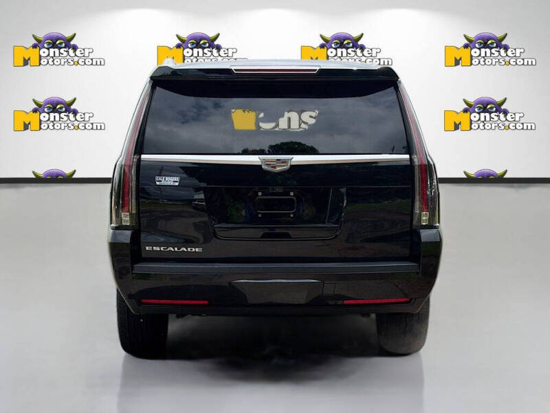 2019 Cadillac Escalade ESV Luxury