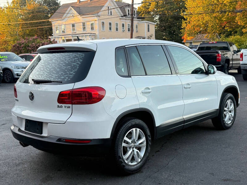 2012 Volkswagen Tiguan LE