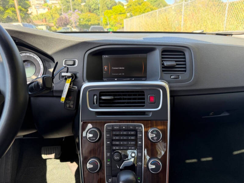 2012 Volvo S60 T5