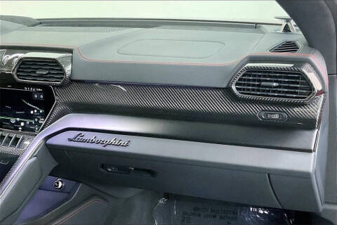 2023 Lamborghini Urus S