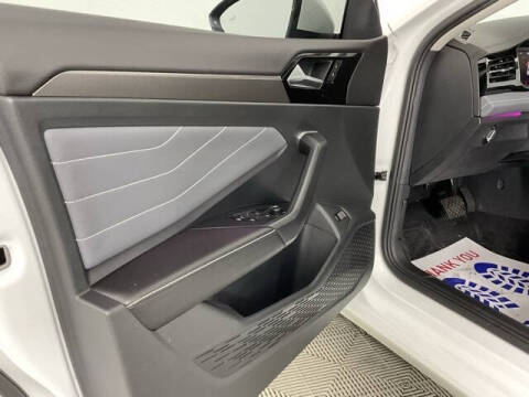 2025 Volkswagen Jetta SEL