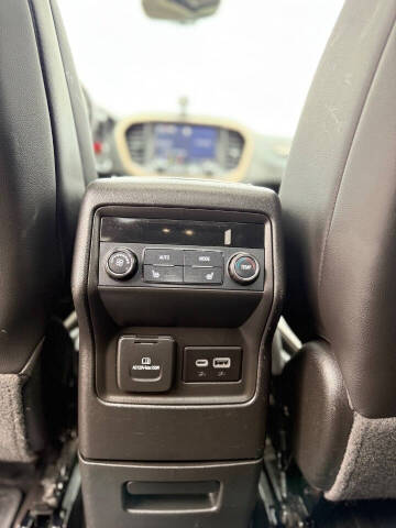 2021 GMC Acadia Denali