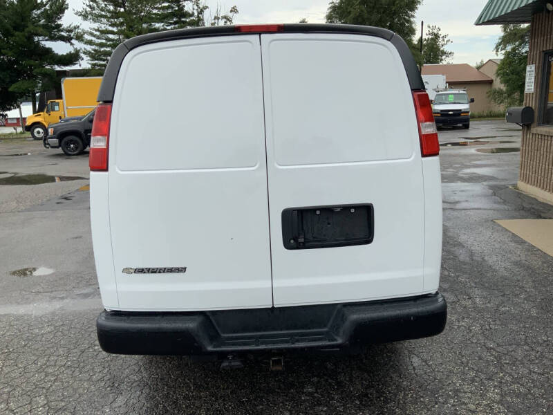 2019 Chevrolet Express 2500