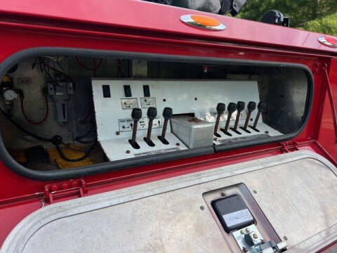 2008 Peterbilt 335