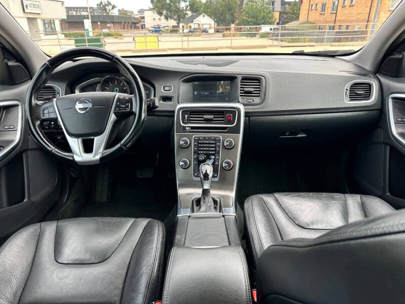 2014 Volvo S60 T5 Premier Plus