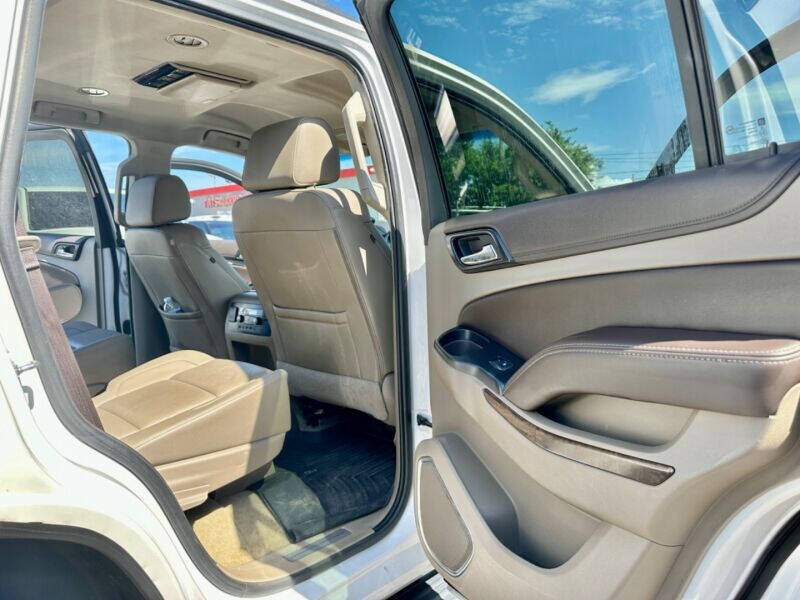 2017 Chevrolet Tahoe  - $23,995