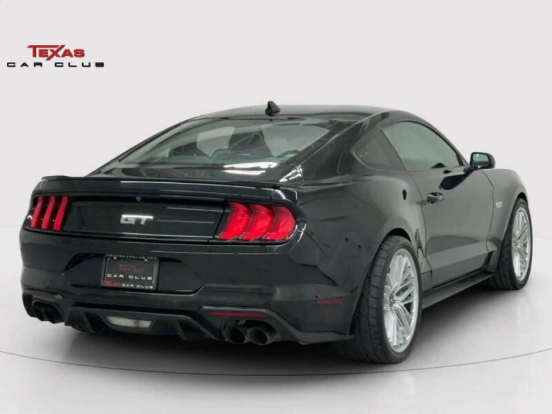 2021 Ford Mustang