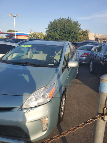 2013 Toyota Prius Two