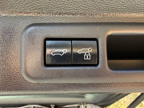 2025 Toyota Sequoia SR5