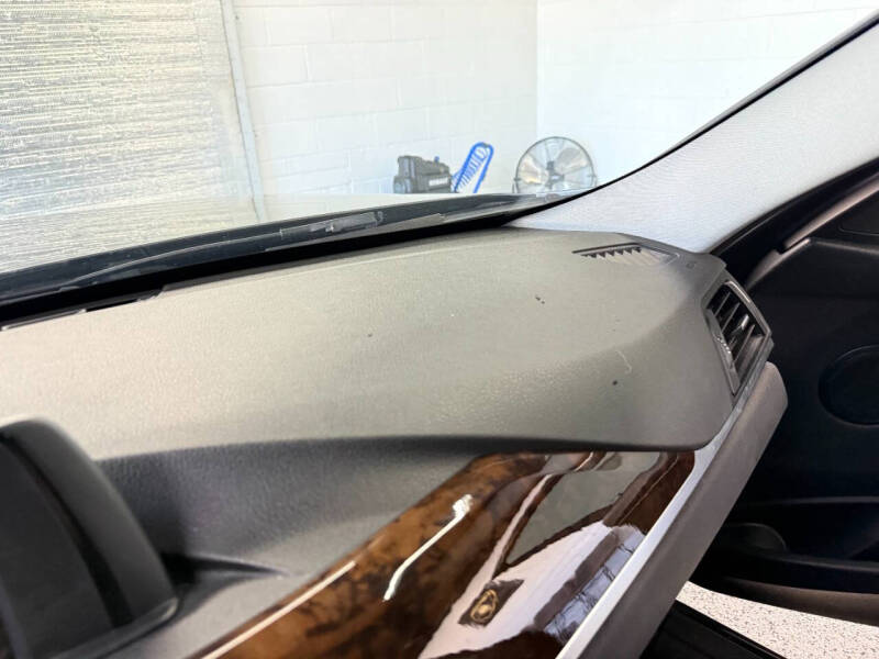 2014 BMW 3 Series 320i