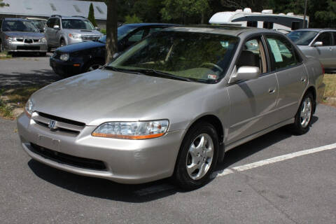 1998 Honda Accord for sale at Auto Bahn Motors in Winchester VA