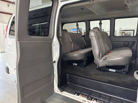 2017 Chevrolet Express LS 2500