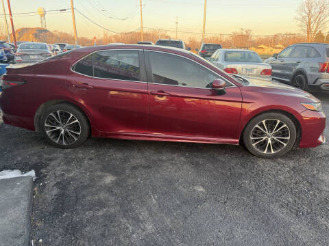 2018 Toyota Camry SE