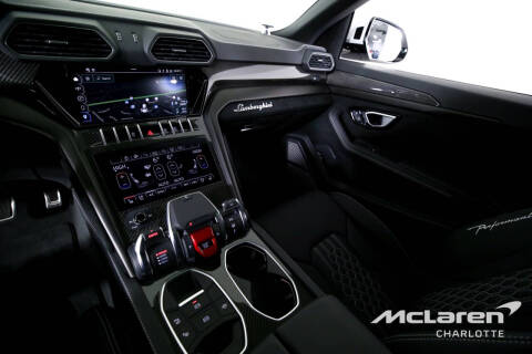 2024 Lamborghini Urus Performante