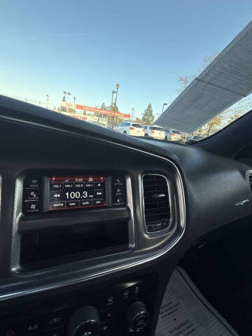 2014 Dodge Charger SE