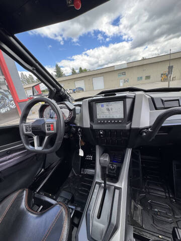 2024 Polaris RZR Turbo R 4 Ultimate