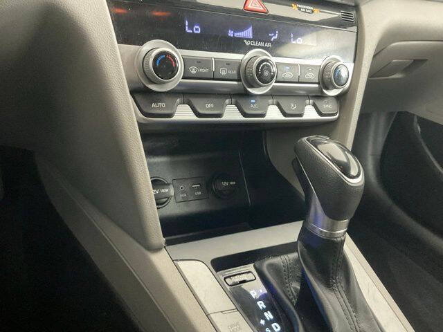 2020 Hyundai Elantra