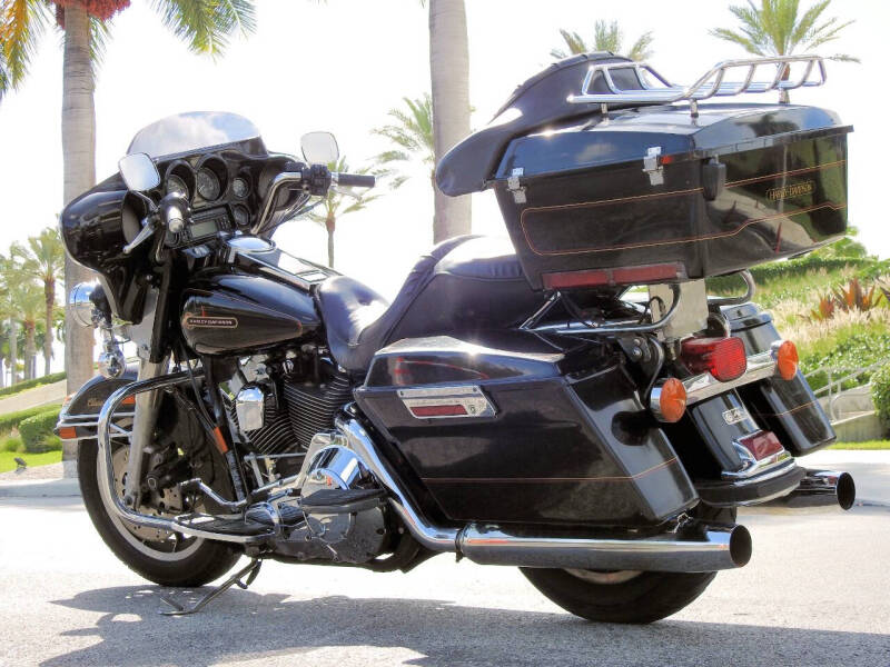 1999 Harley-Davidson FLHTC.