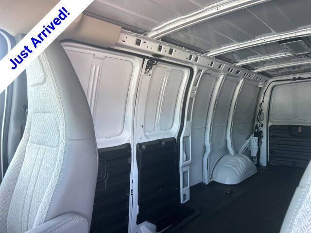 2026 Chevrolet Express 2500